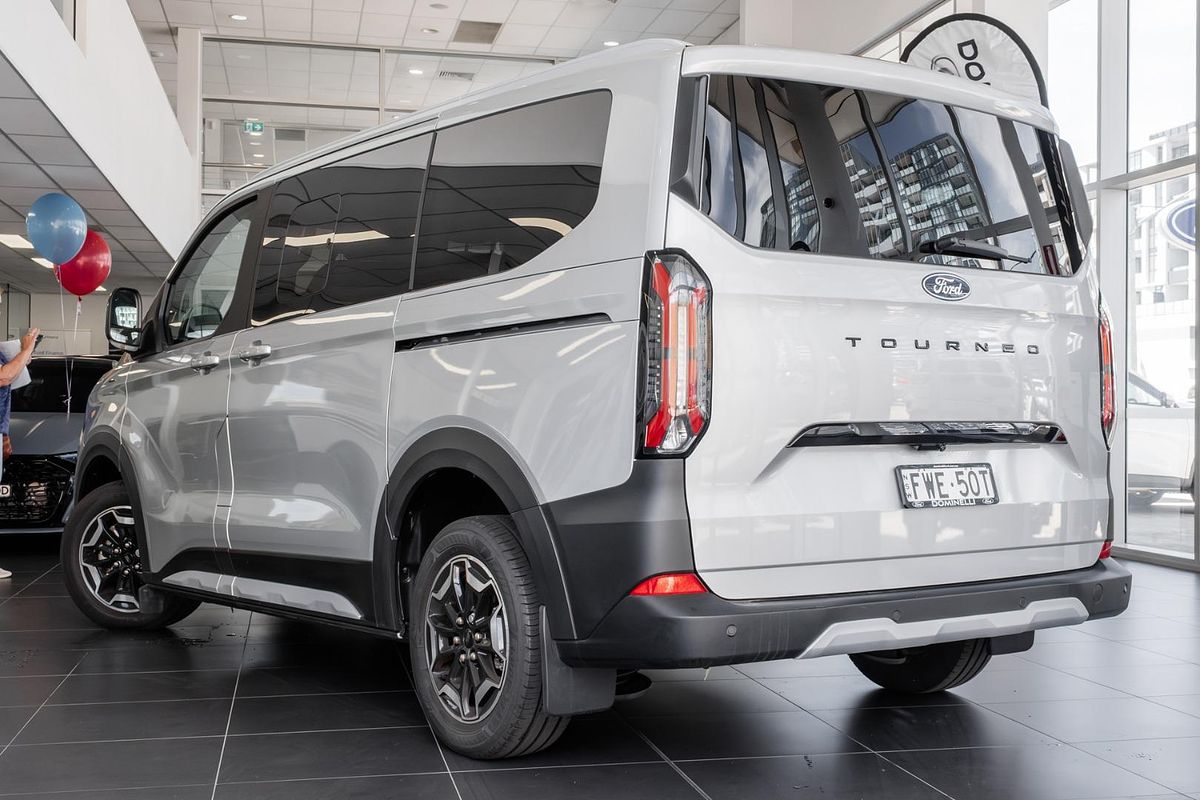 2024 Ford Tourneo Active AV SWB