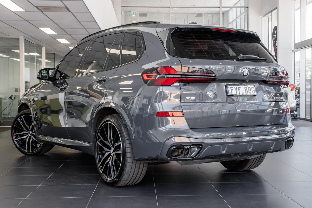 2024 BMW X5 M60i G05 LCI