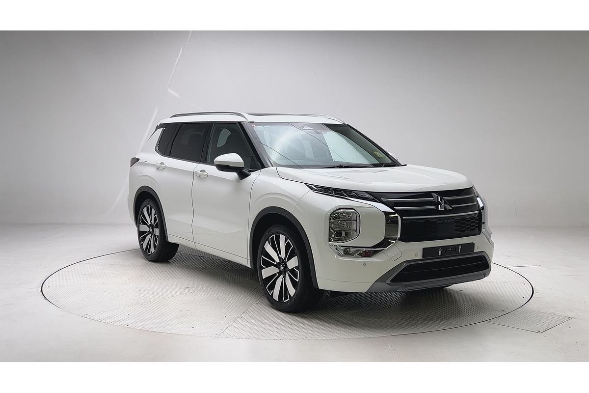 2025 Mitsubishi Outlander Exceed ZM