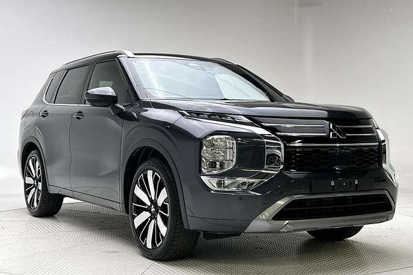 2025 Mitsubishi Outlander Exceed Tourer ZM