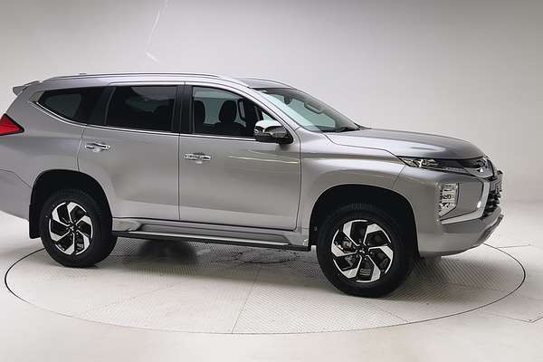 2024 Mitsubishi Pajero Sport GLS QG thumb-3