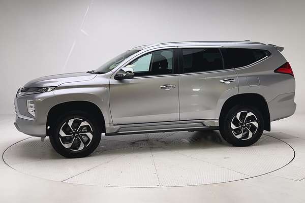 2024 Mitsubishi Pajero Sport GLS QG thumb-6