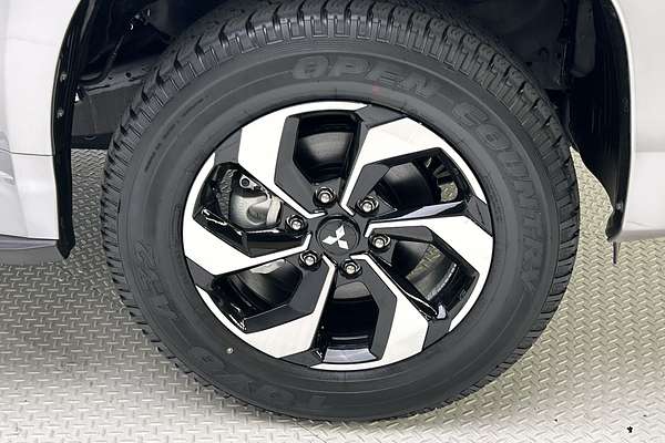 2024 Mitsubishi Pajero Sport GLS QG thumb-9