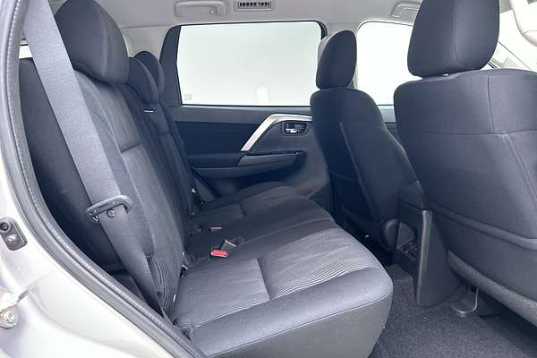 2024 Mitsubishi Pajero Sport GLS QG thumb-11