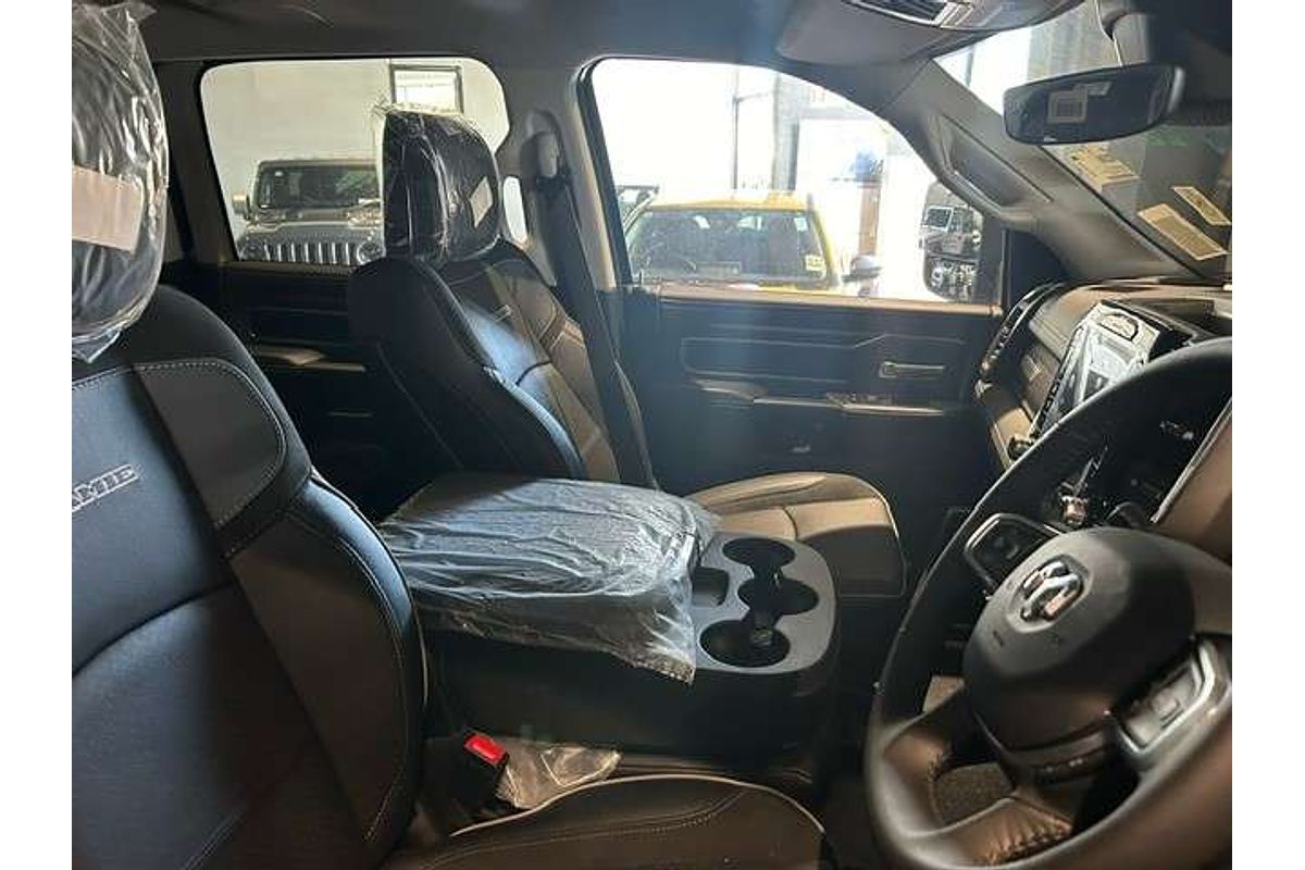 2024 RAM 2500 Laramie Rambox DJ 4X4