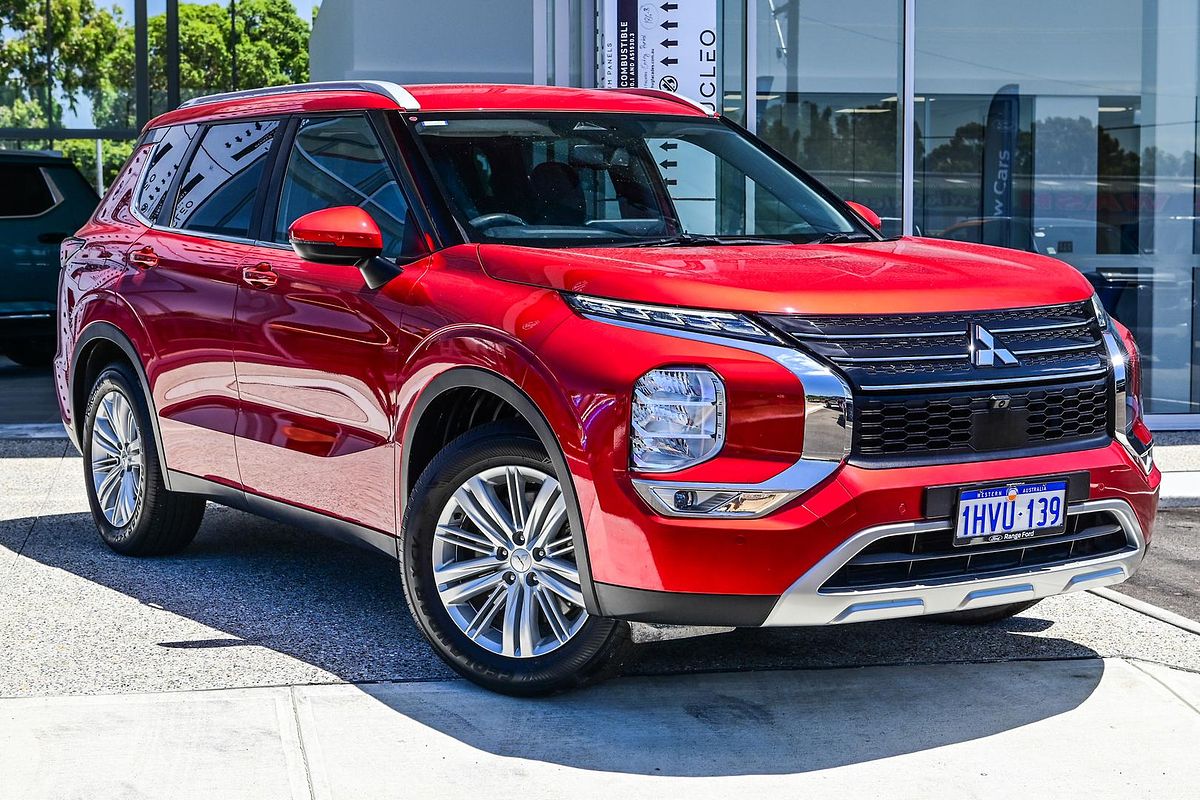 2023 Mitsubishi Outlander LS ZM