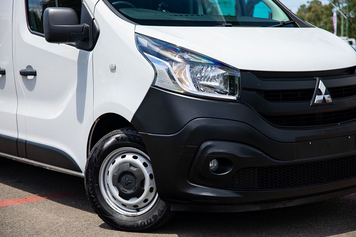 2020 Mitsubishi Express GLX SN LWB