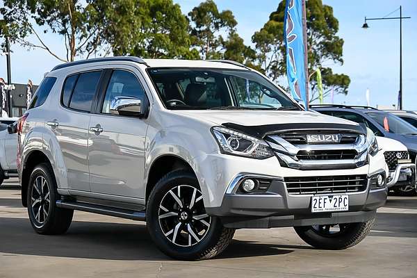 2020 Isuzu MU-X LS-T
