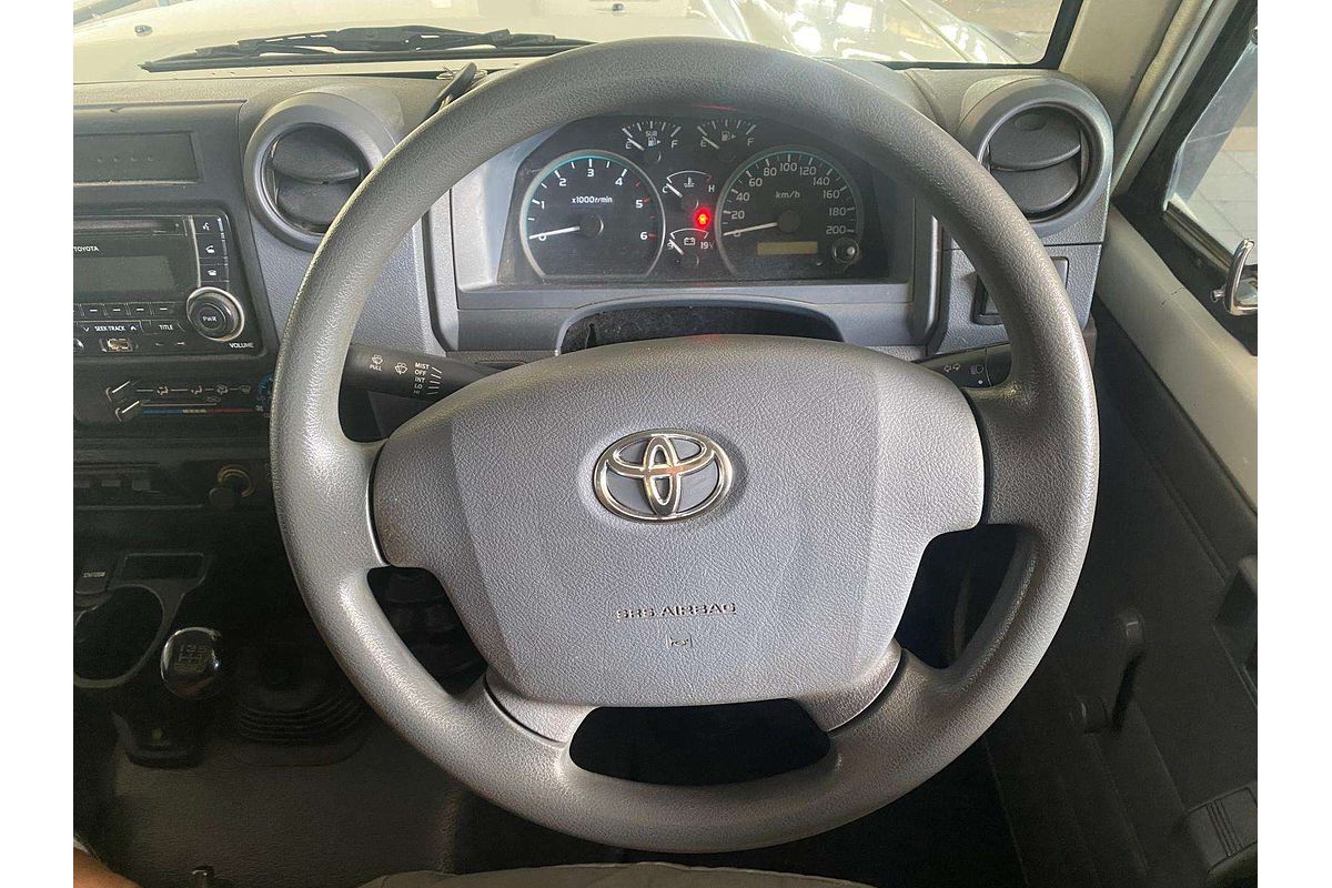 LANDCRUISER VDJ79R WORKMATE MY13