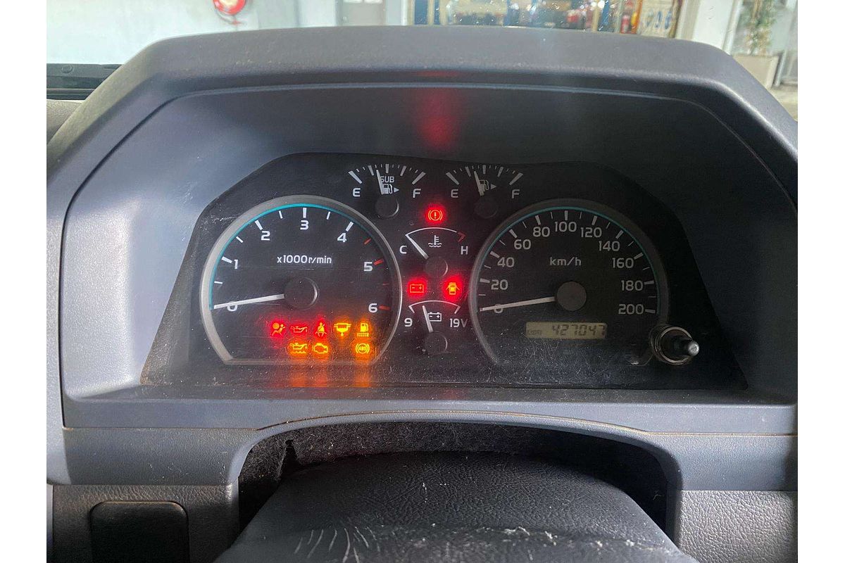 LANDCRUISER VDJ79R WORKMATE MY13