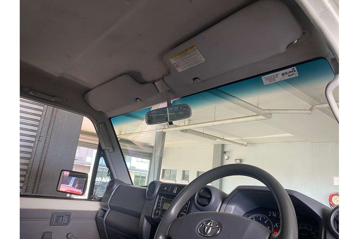 LANDCRUISER VDJ79R WORKMATE MY13