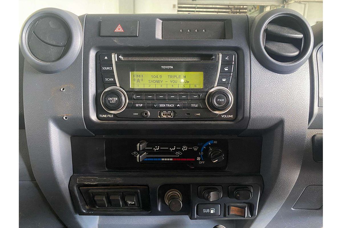 LANDCRUISER VDJ79R WORKMATE MY13