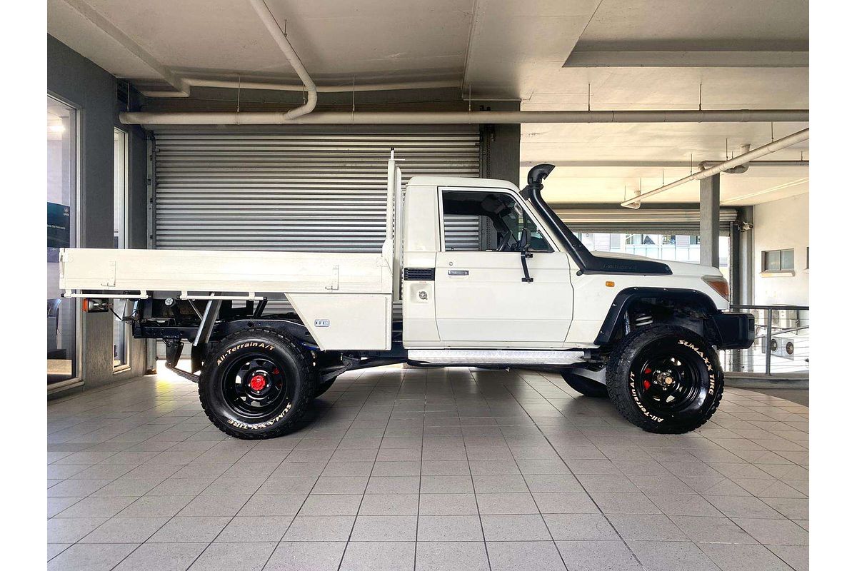 LANDCRUISER VDJ79R WORKMATE  MY13 