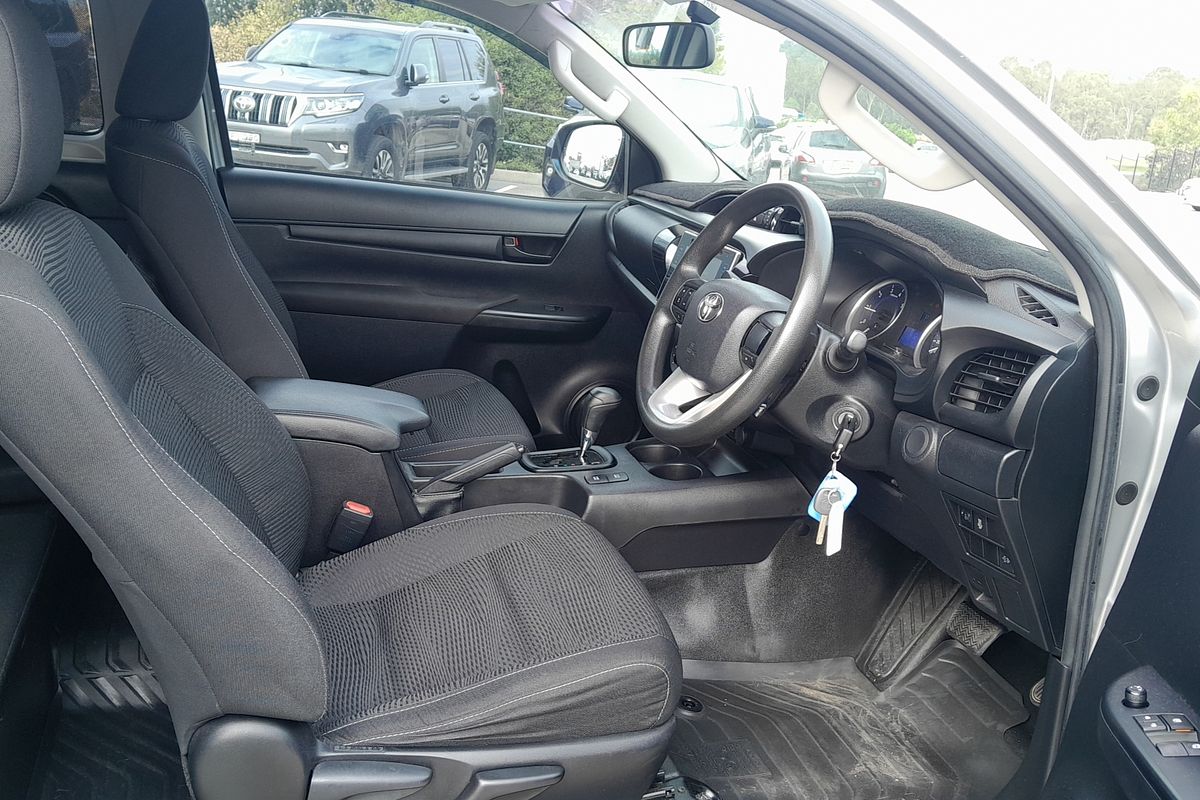 2018 Toyota Hilux SR (4x4) GUN126R MY19 4X4