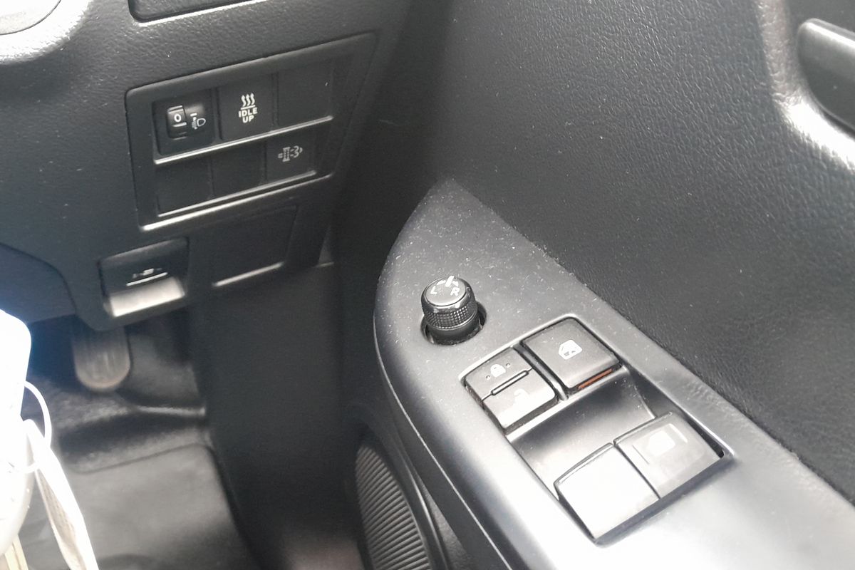 2018 Toyota Hilux SR (4x4) GUN126R MY19 4X4