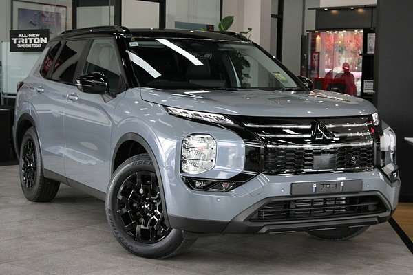 2025 Mitsubishi Outlander LS ZM