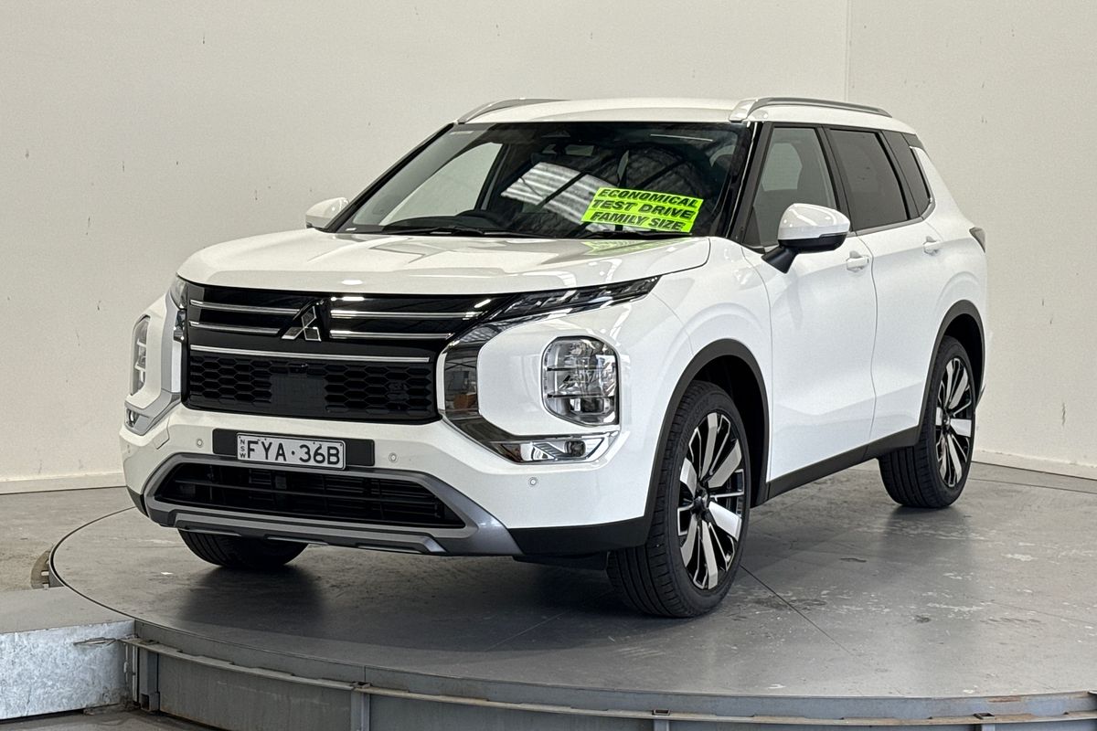 2025 Mitsubishi Outlander Aspire ZM