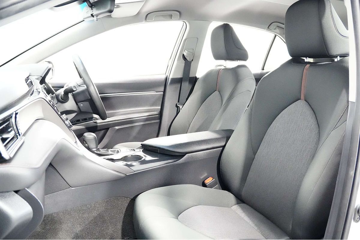 2020 Toyota Camry Ascent ASV70R