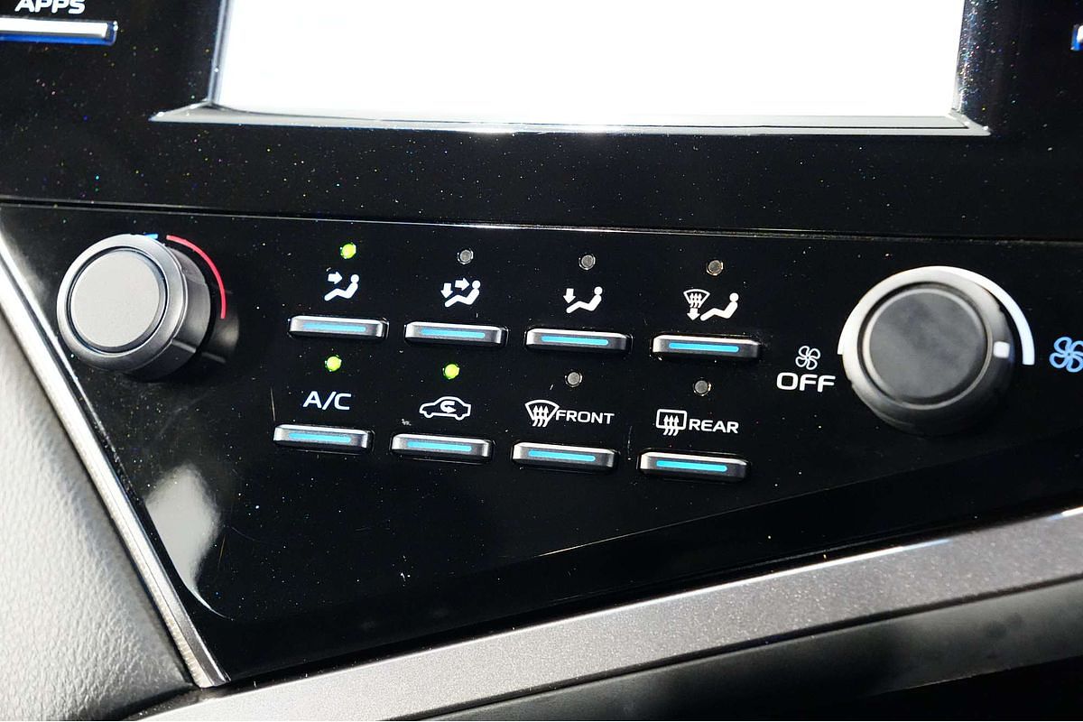 2020 Toyota Camry Ascent ASV70R