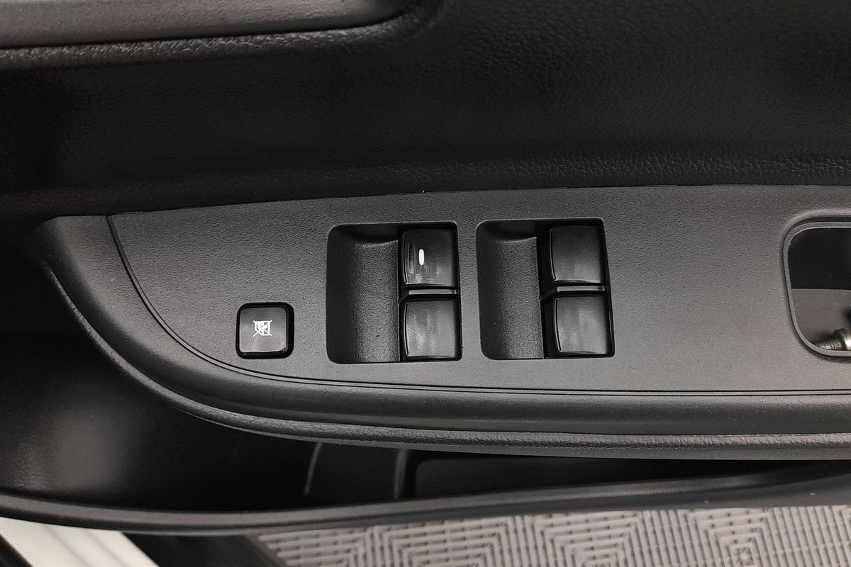 2023 Mitsubishi Triton GLX+ MR 4X4