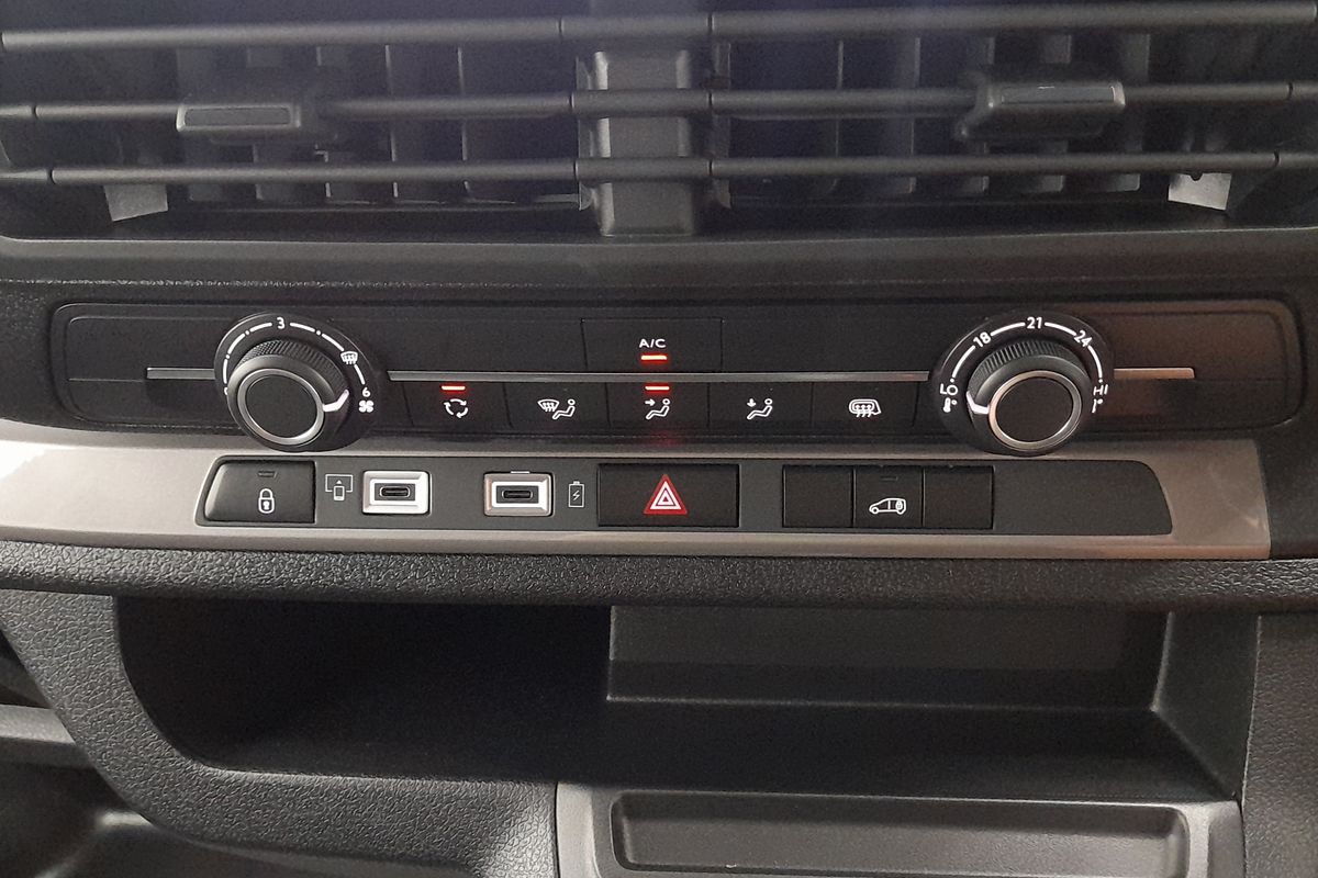 2025 Peugeot Expert Pro K0 SWB