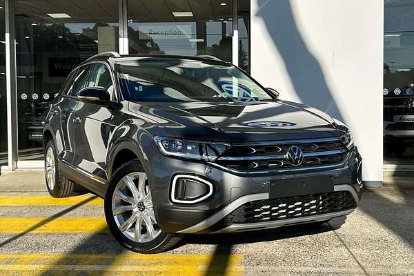 2026 Volkswagen T-Roc 110TSI Style D11