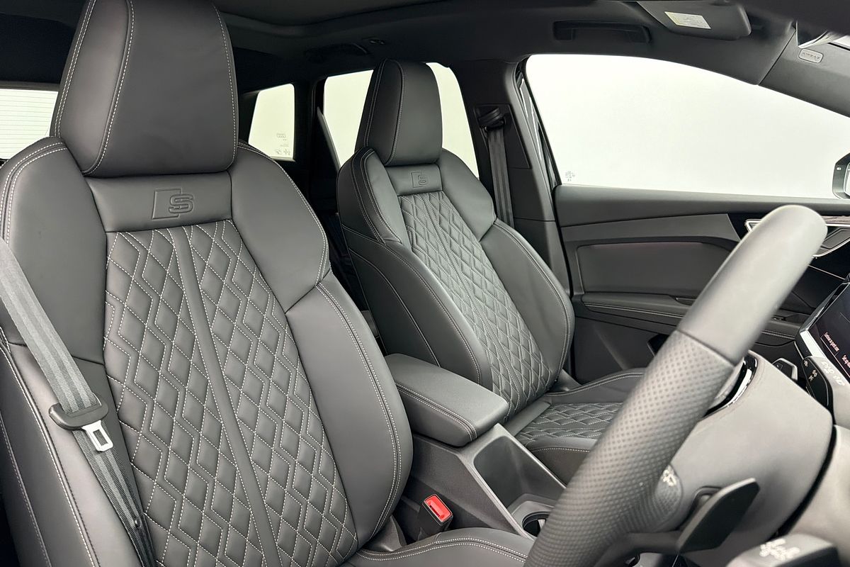 2024 Audi Q4 e-tron 55 F4