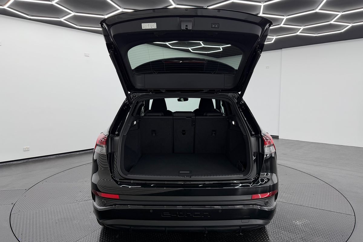 2024 Audi Q4 e-tron 55 F4