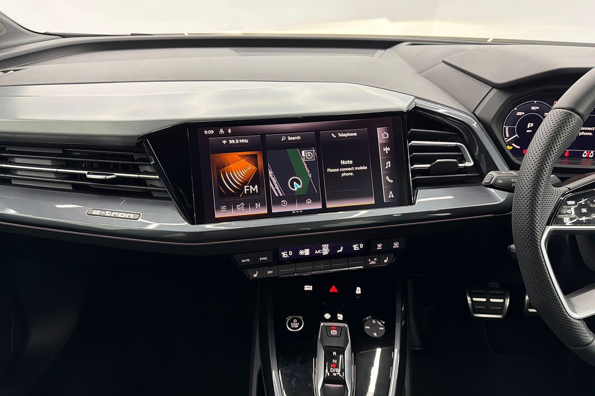 2024 Audi Q4 e-tron 55 F4