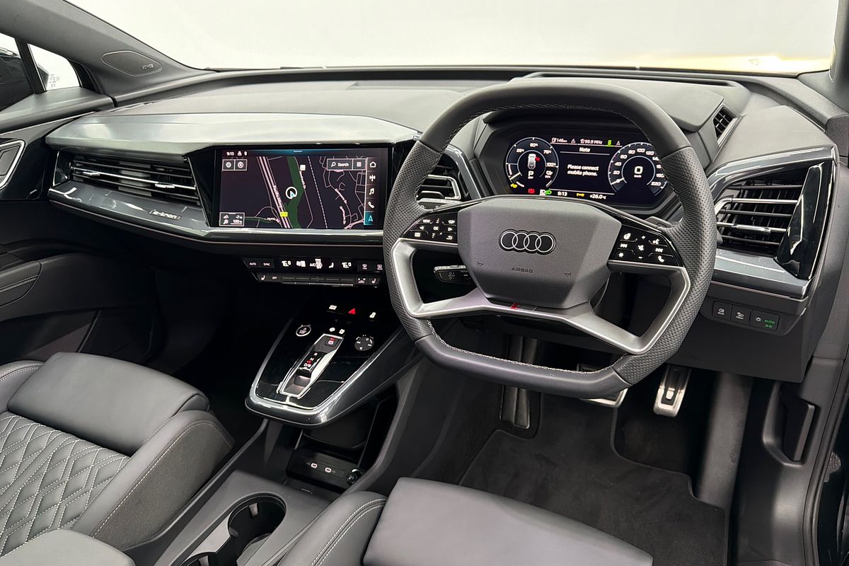 2024 Audi Q4 e-tron 55 F4