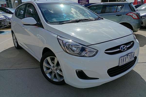 2017 Hyundai Accent Sport RB6