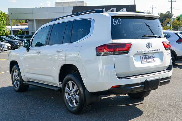 2023 Toyota Landcruiser Sahara FJA300R thumb-5