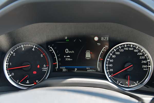 2023 Toyota Landcruiser Sahara FJA300R thumb-11