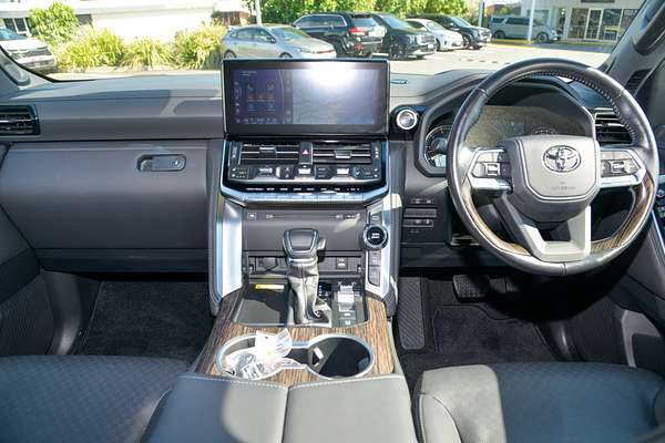 2023 Toyota Landcruiser Sahara FJA300R thumb-17