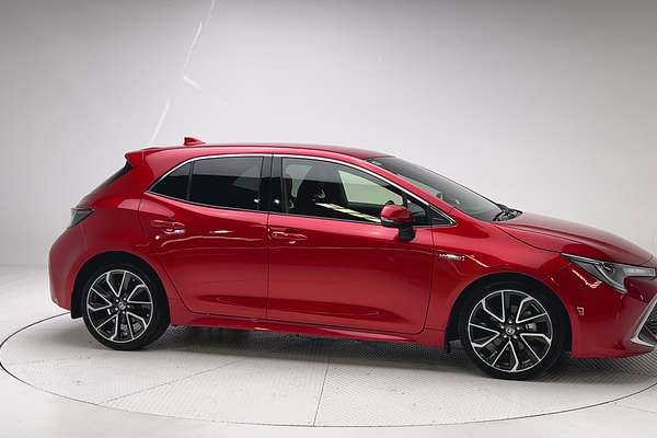 2021 Toyota Corolla ZR Hybrid ZWE211R thumb-3