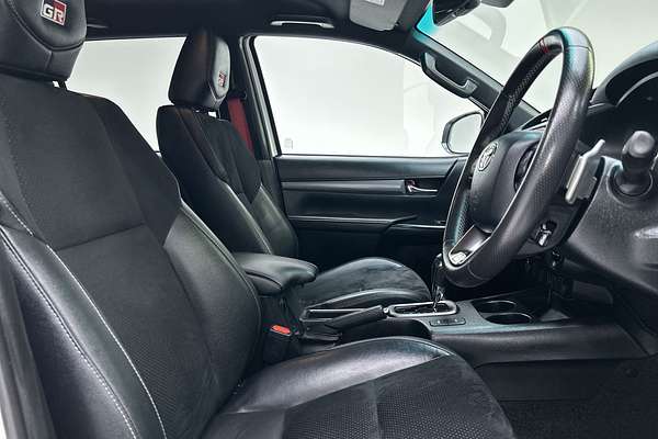 2023 Toyota Hilux GR Sport GUN126R 4X4 thumb-12