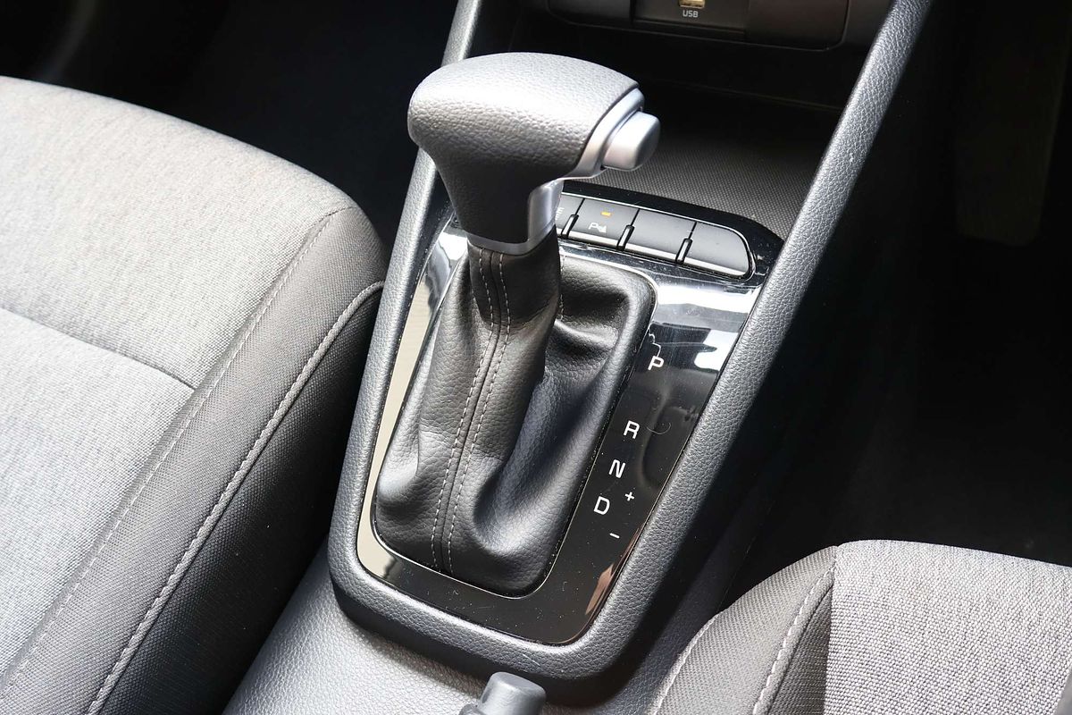 2025 Kia Stonic S YB