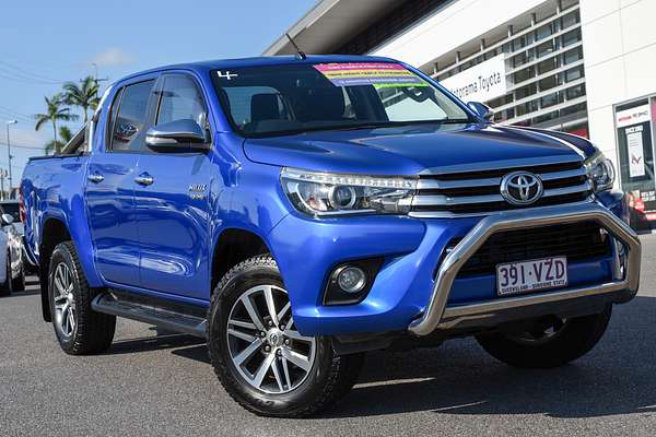 2015 Toyota Hilux SR5 GUN126R 4X4 thumb-0
