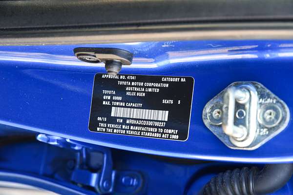 2015 Toyota Hilux SR5 GUN126R 4X4 thumb-21