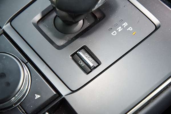 2023 Mazda MX-30 G20e Touring DR Series thumb-13