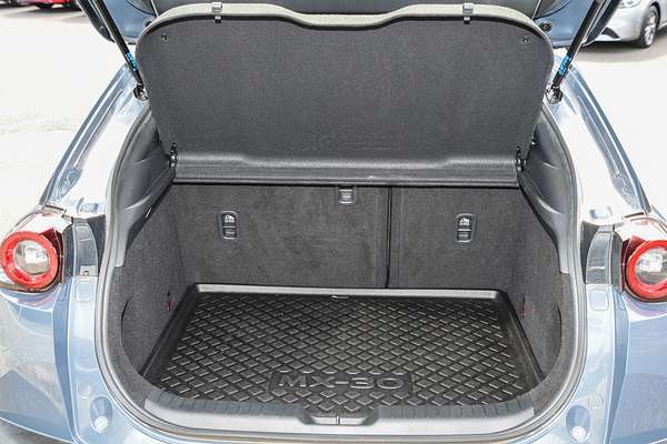 2023 Mazda MX-30 G20e Touring DR Series thumb-18