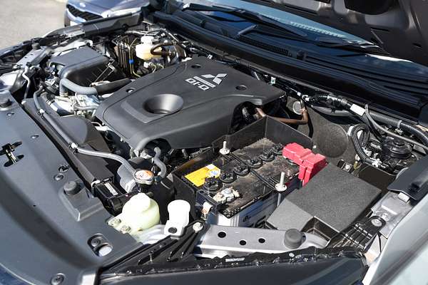 2024 Mitsubishi Pajero Sport Exceed QG thumb-7