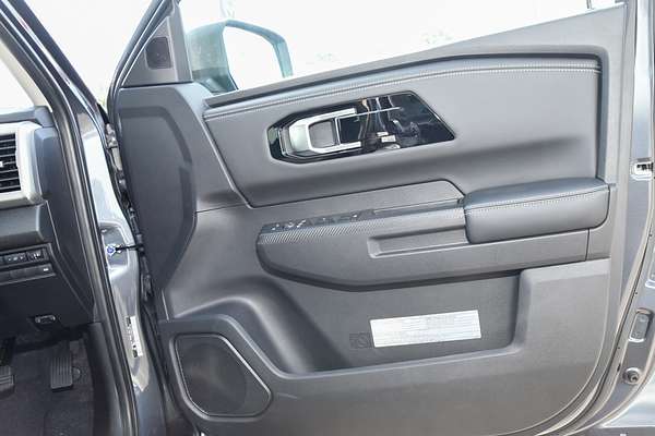 2025 Mitsubishi Triton GLS MV 4X4 thumb-15