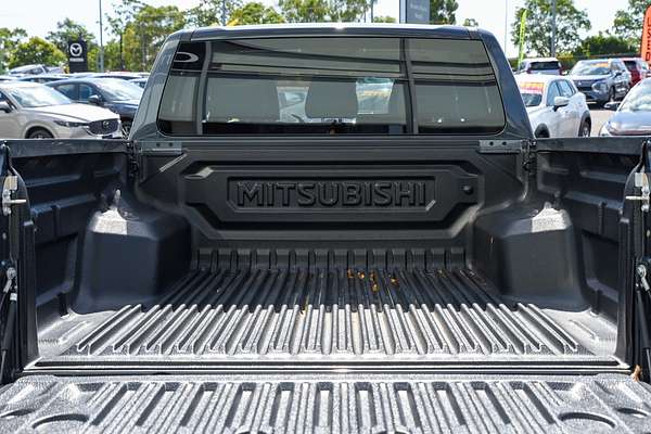2025 Mitsubishi Triton GLS MV 4X4 thumb-18
