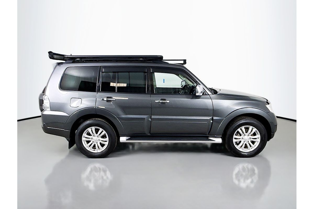 2016 Mitsubishi Pajero GLS NX