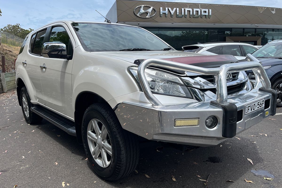2015 Isuzu MU-X LS-U
