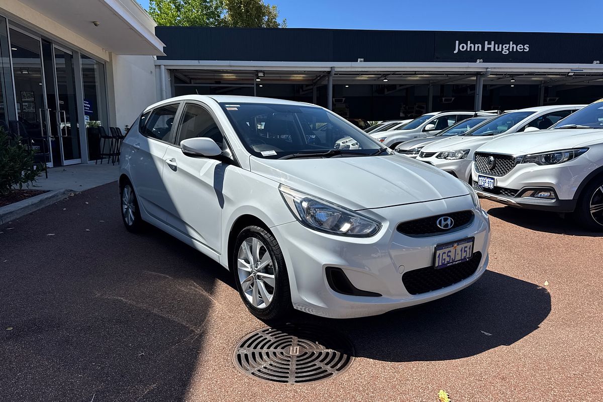 2019 Hyundai Accent Sport RB6