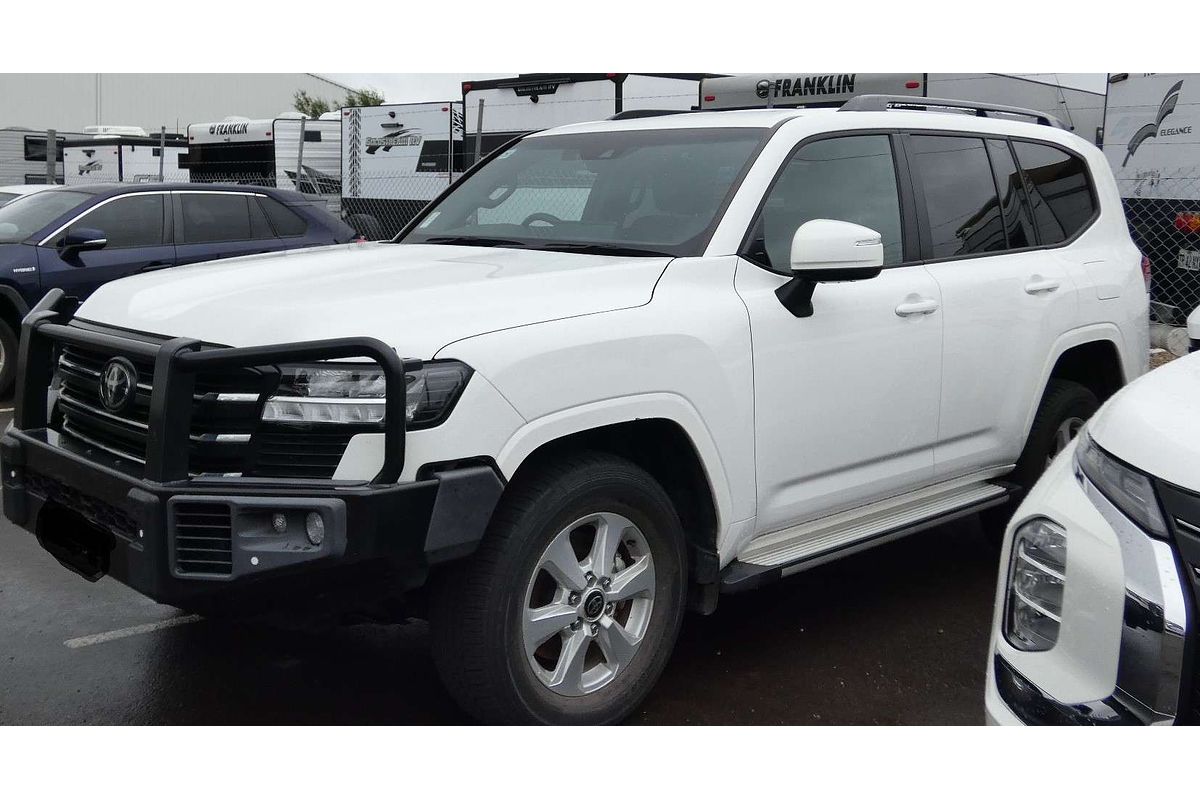 2024 Toyota Landcruiser GXL FJA300R