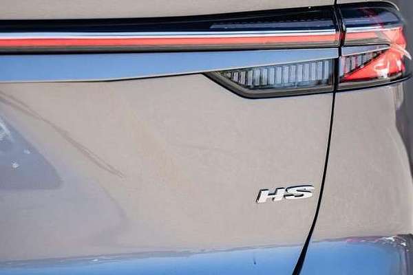 2025 MG HS Essence AS33 thumb-3