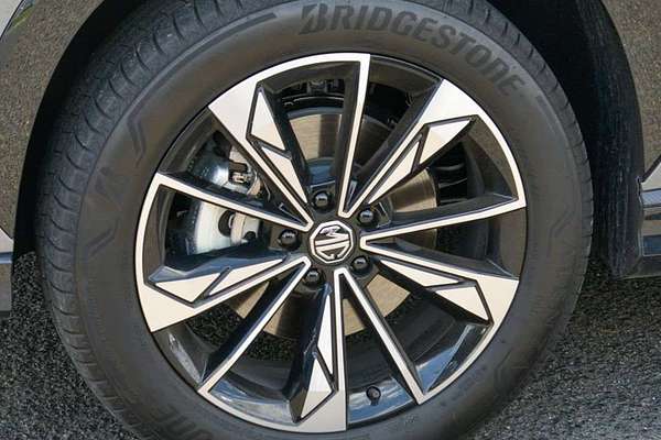 2025 MG HS Essence AS33 thumb-4